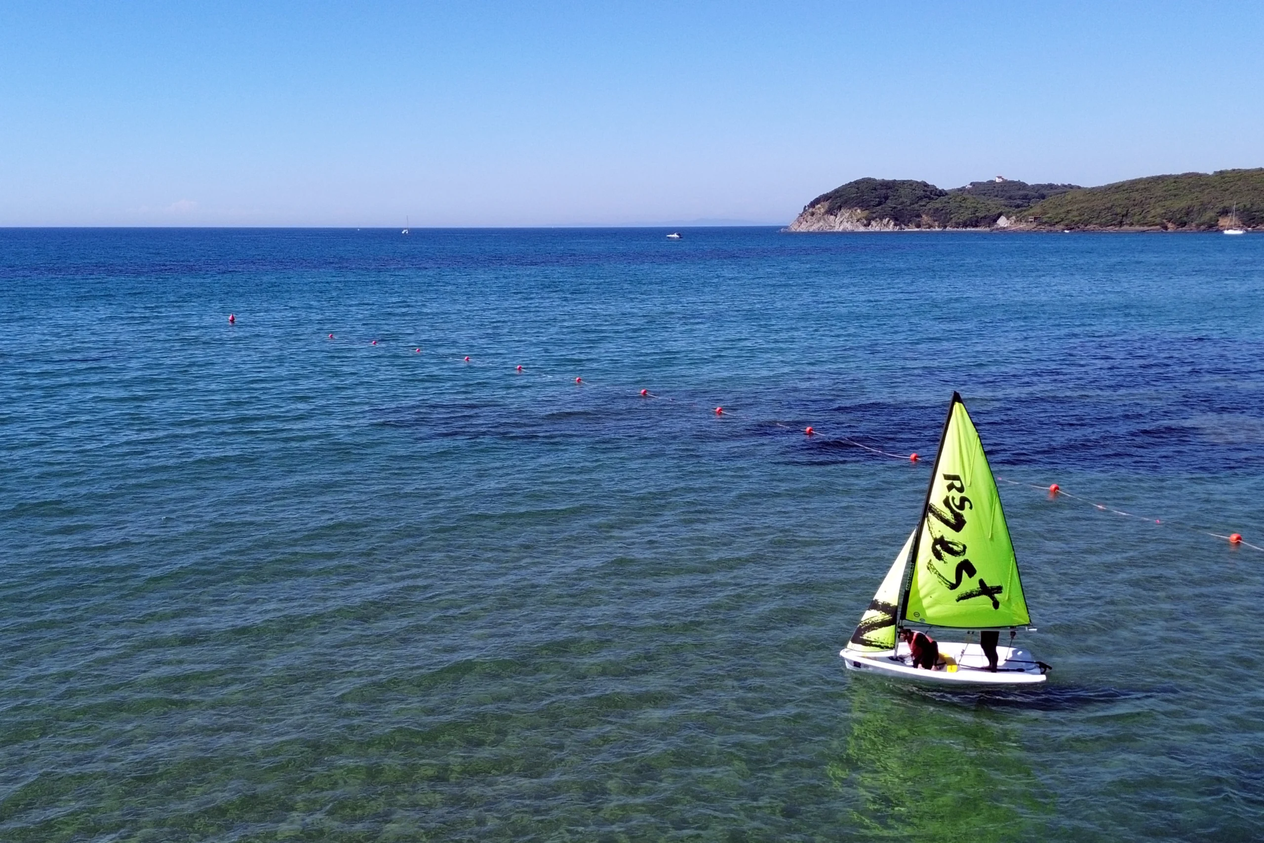 Corsi di vela Golfo di Baratti con istruttore - Blu Barattti