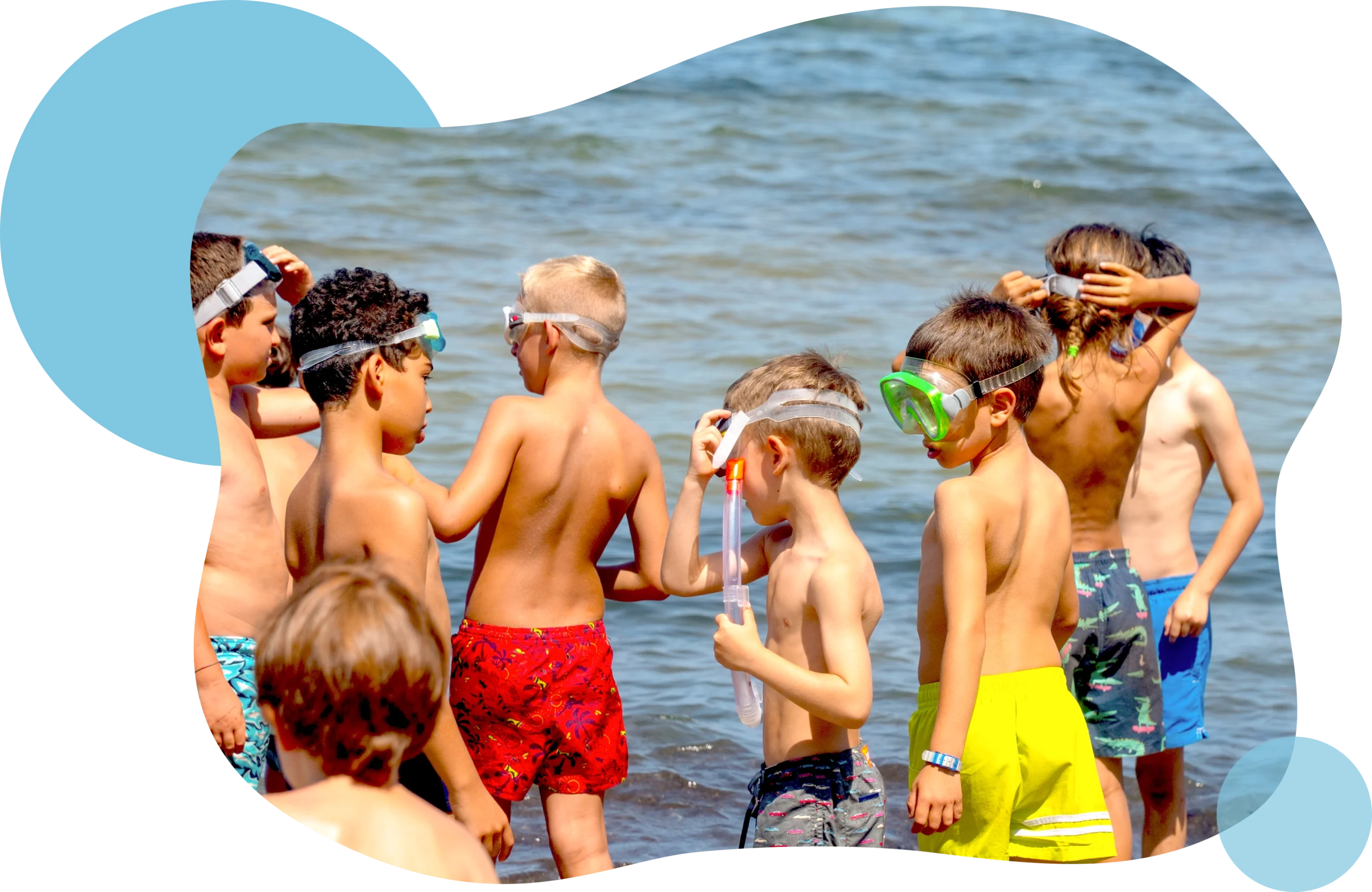 Goditi la sicurezza di una spiaggia family friendly nel Golfo di Baratti, dove acque poco profonde, ombra naturale della pineta e servizi dedicati ai bambini offrono il mix perfetto per una vacanza al mare in Toscana in totale relax.
